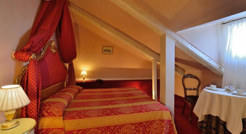 Residenza Ruga Giuffa Castello  Bilik gambar