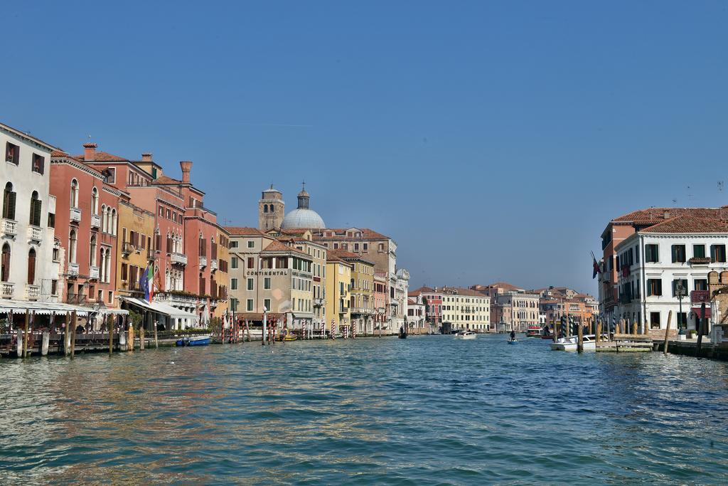 Residenza Ruga Giuffa Castello  Luaran gambar