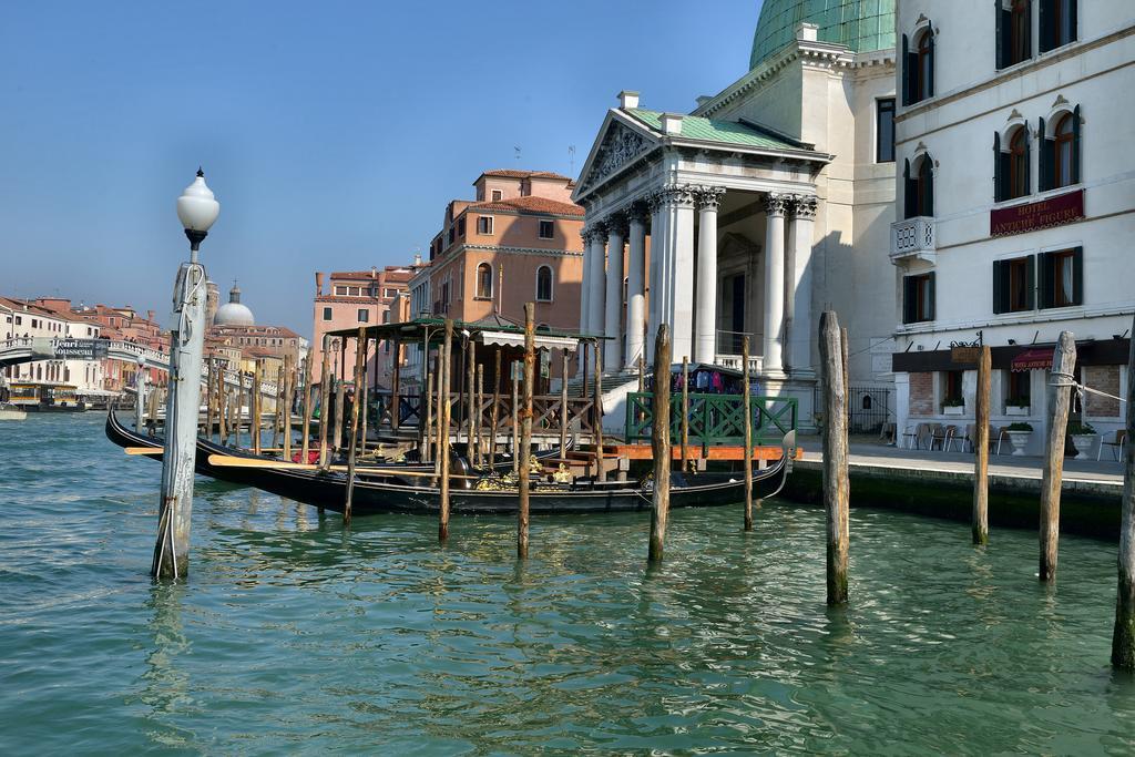Residenza Ruga Giuffa Castello  Luaran gambar
