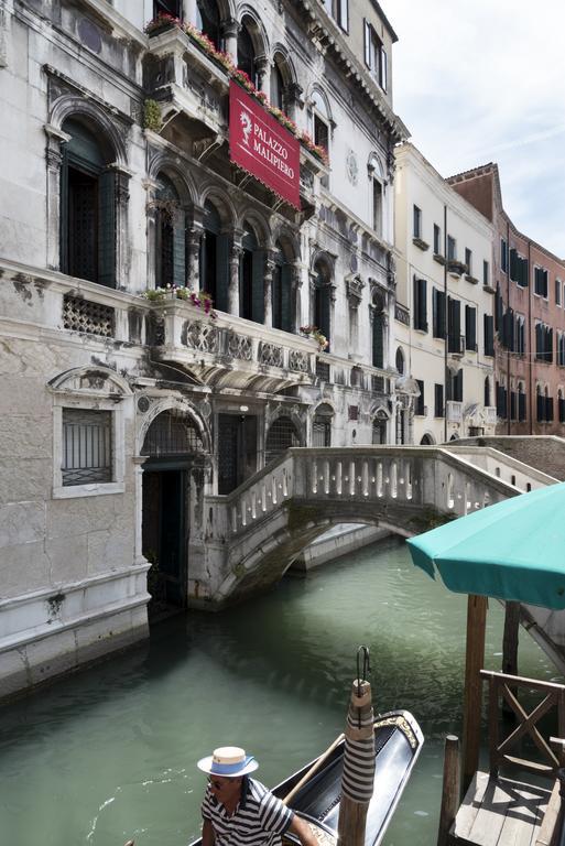 Residenza Ruga Giuffa Castello  Luaran gambar